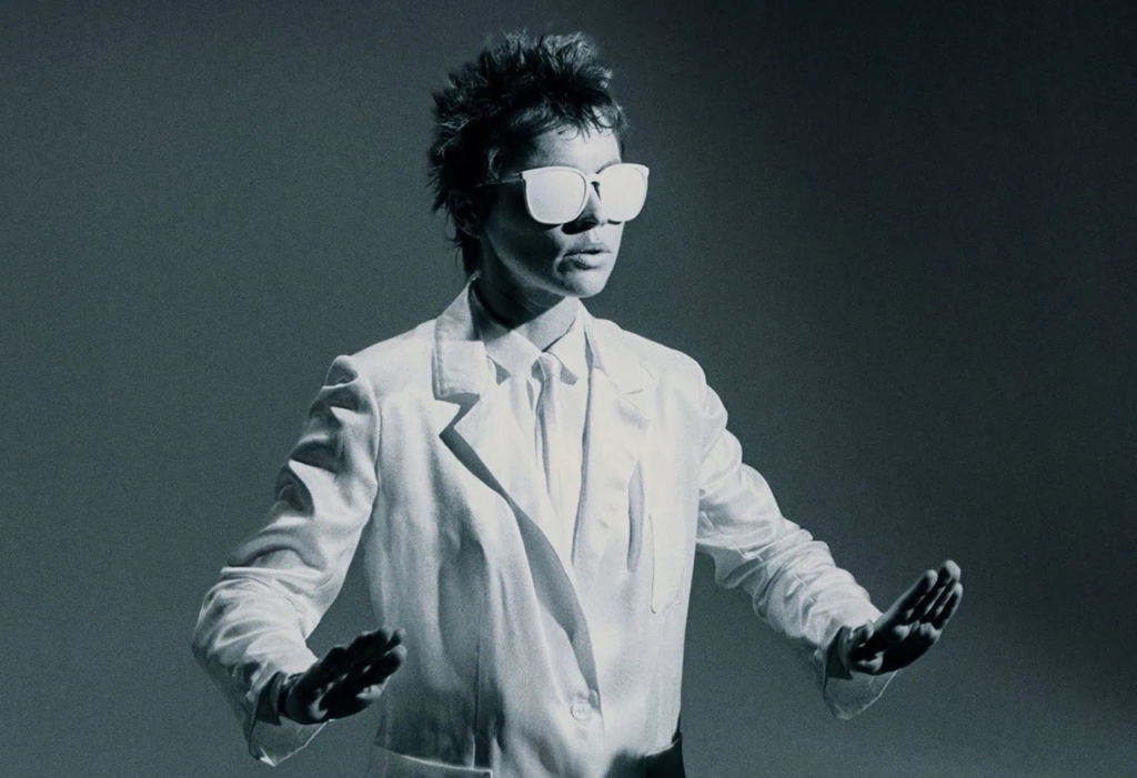 Laurie Anderson: The Visionary Artist Who Redefined the Boundaries of Music and Performance